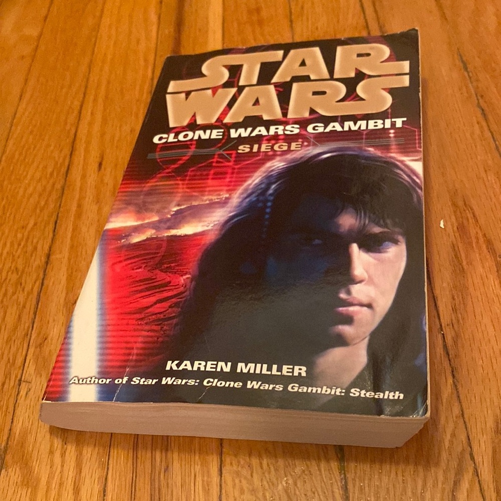 Star Wars Clone Wars Gambit Siege - Karen Miller (paperback book)